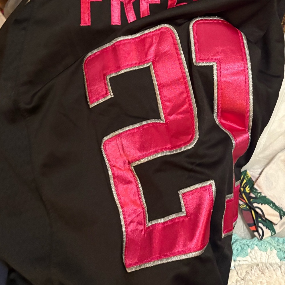 Three jerseys - Picture 2 of 13